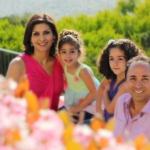 Meet your Posher, Farnaz